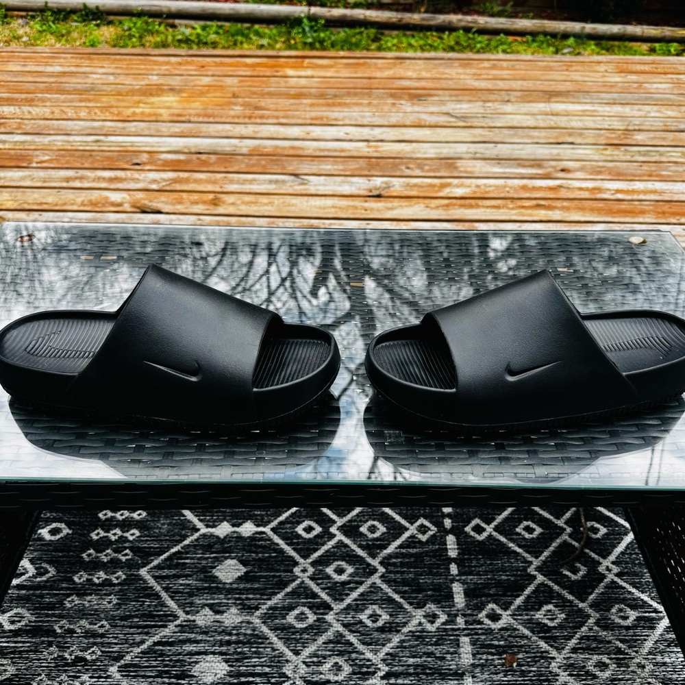 SOLD Nike Black Slide Sandals